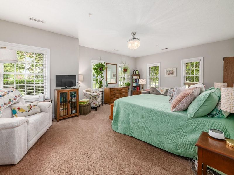 705 N State Street, Unit 100, Westerville, OH 43082 Photo 9