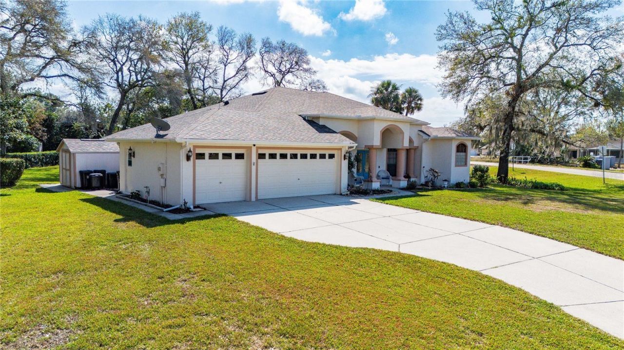 13855 Rudi Loop , Spring Hill, FL 34609 Photo