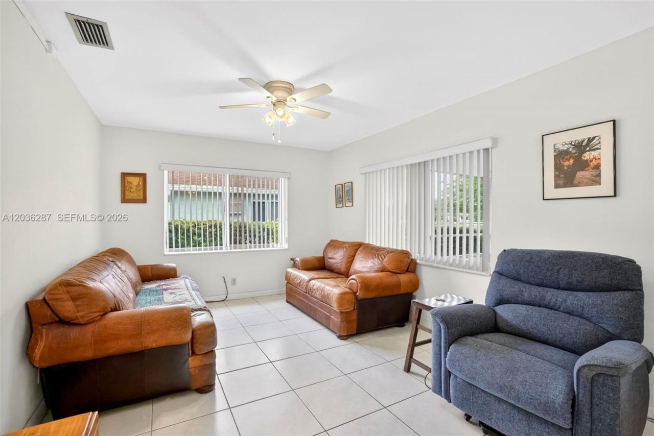 7201 NW 93rd Ave, Tamarac, FL 33321 Photo