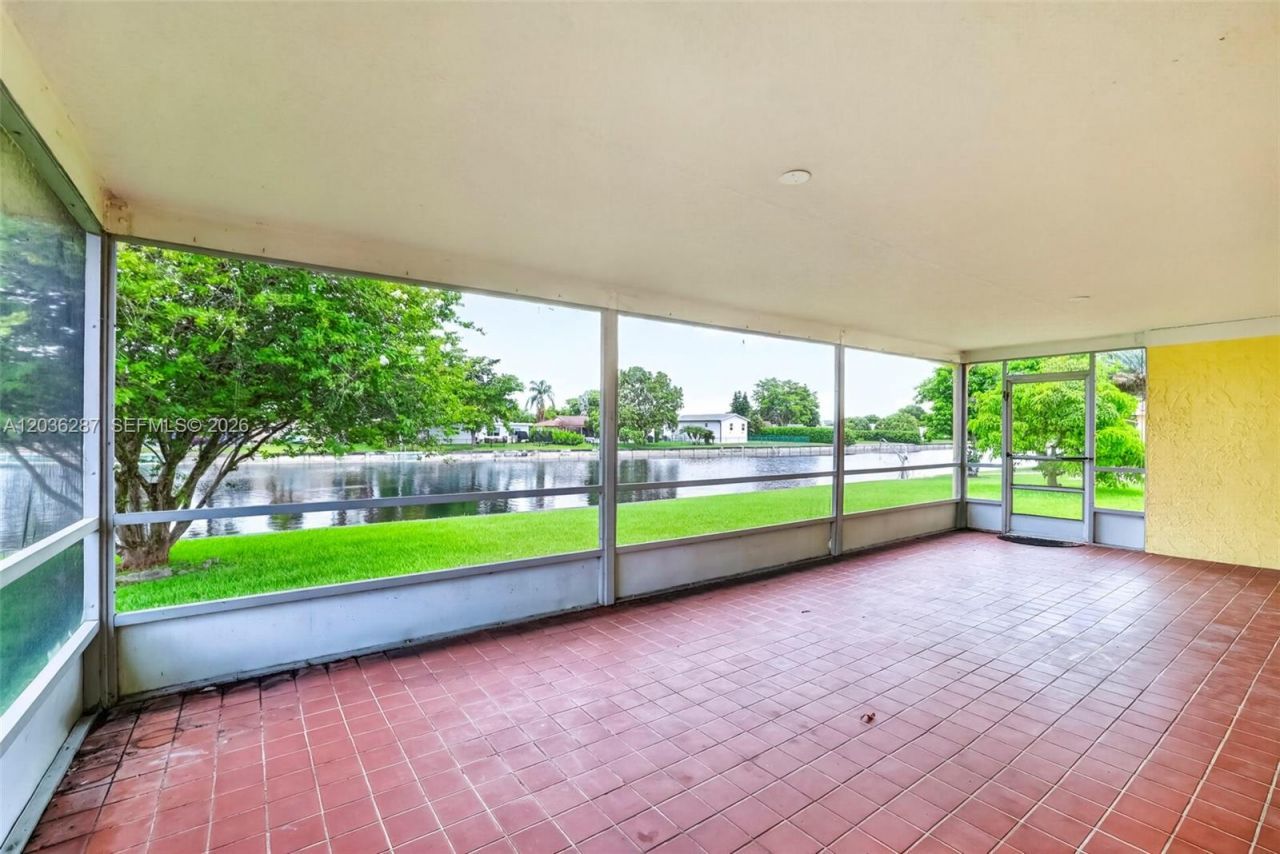7201 NW 93rd Ave, Tamarac, FL 33321 Photo