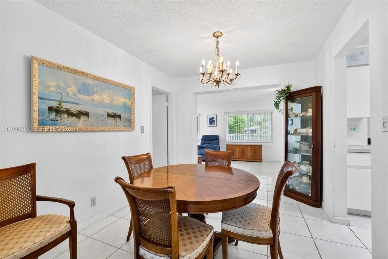 7201 NW 93rd Ave, Tamarac, FL 33321 Photo