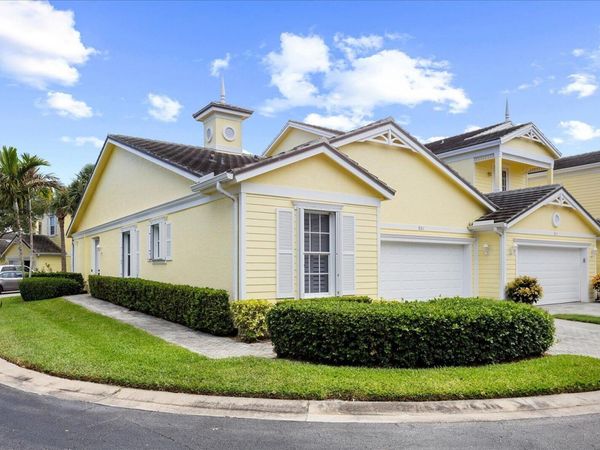 801 Mariner Bay, Fort Pierce, FL 34949