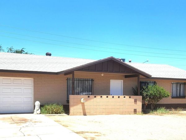 6702 W ROMA Avenue, Phoenix, AZ 85033