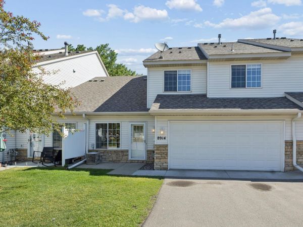 8914 Pheasant Lane, Saint Bonifacius, MN 55375