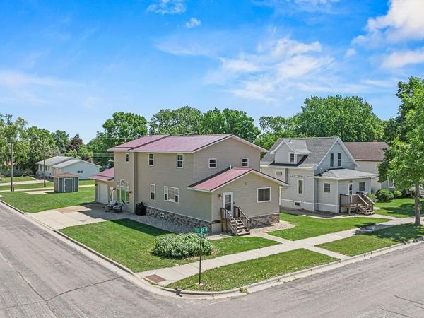 313 7th Street W, Canby, MN 56220