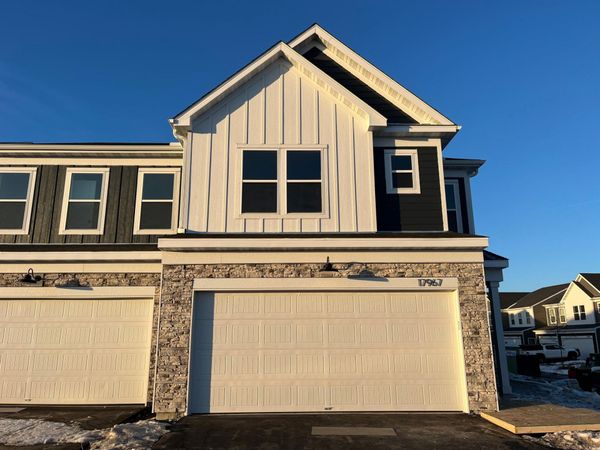 17970 Genoa Drive , Lakeville, MN 55044