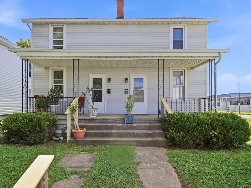 604-606 N Roosevelt Avenue , Lancaster, OH 43130 Photo 2