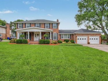 203 Brandywood Court , Bowling Green, KY 42101