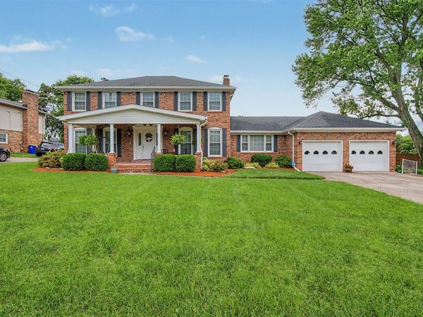203 Brandywood Court , Bowling Green, KY 42101