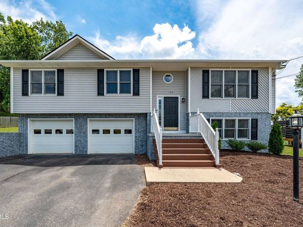 105 Millstone Drive, Johnson City, TN 37615