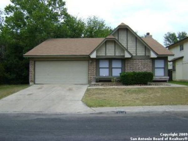 3319 Tree Grove Dr, San Antonio, TX 78247