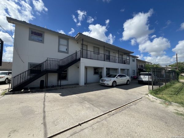 1618 FLORES AVE, Laredo, TX 78040