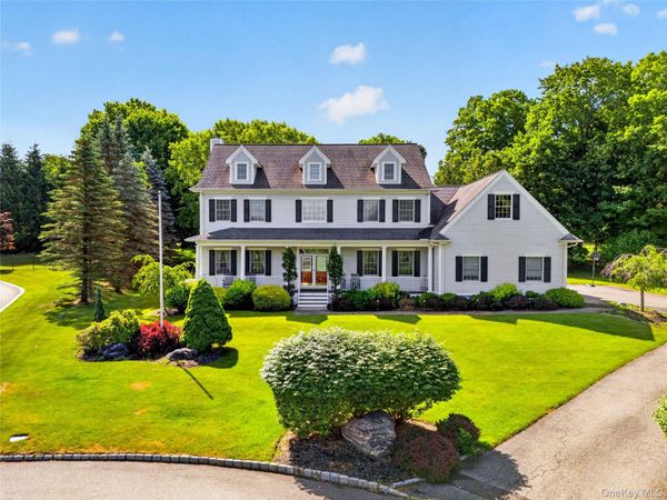 12 Meadowview Lane, Carmel, NY 10512