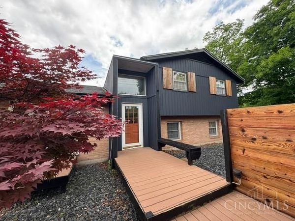 705 E. Chestnut Street, Oxford, OH 45056