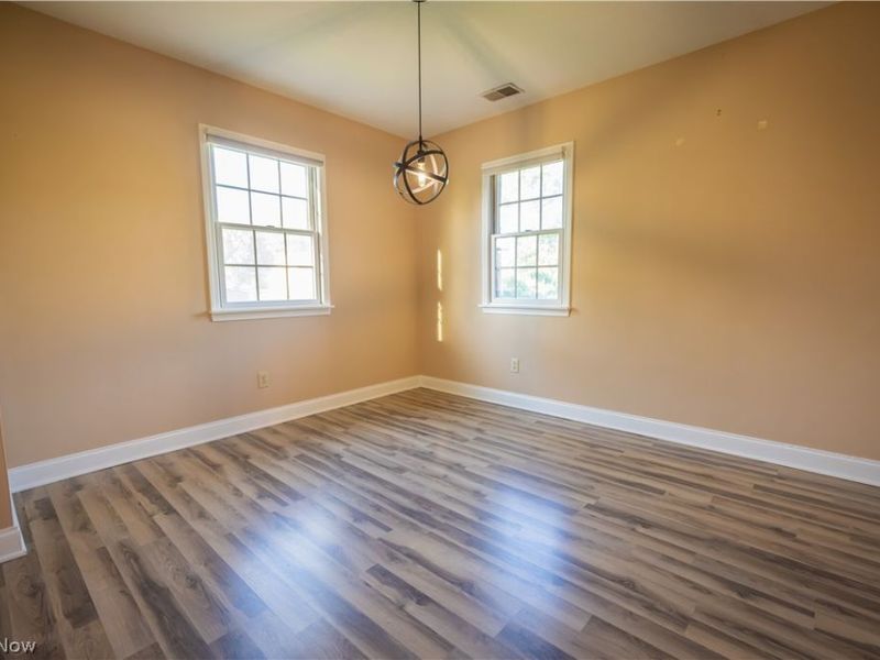1852 Massachusetts Avenue, Unit 8, Poland, OH 44514 Photo 6