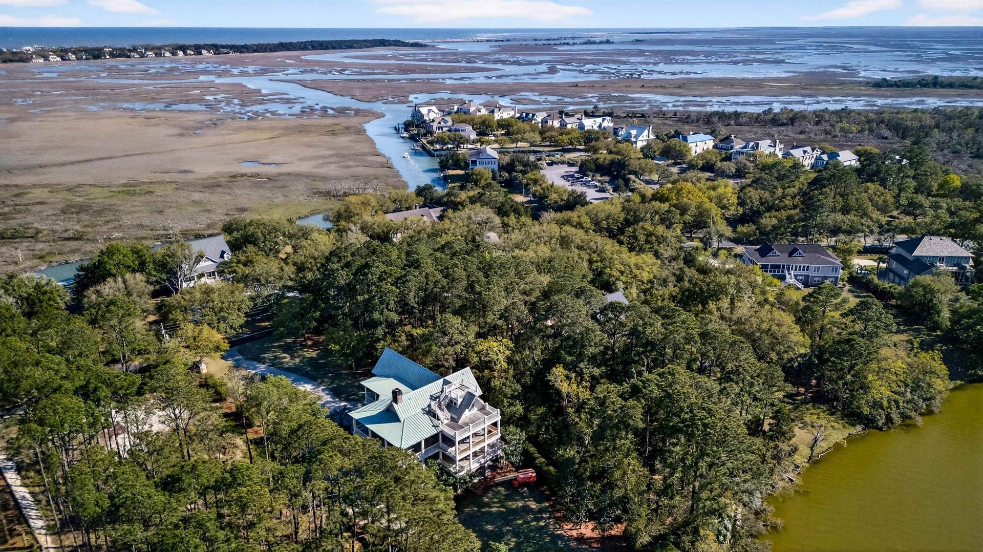 Lot 18 Luvan Blvd.  Photo 5
