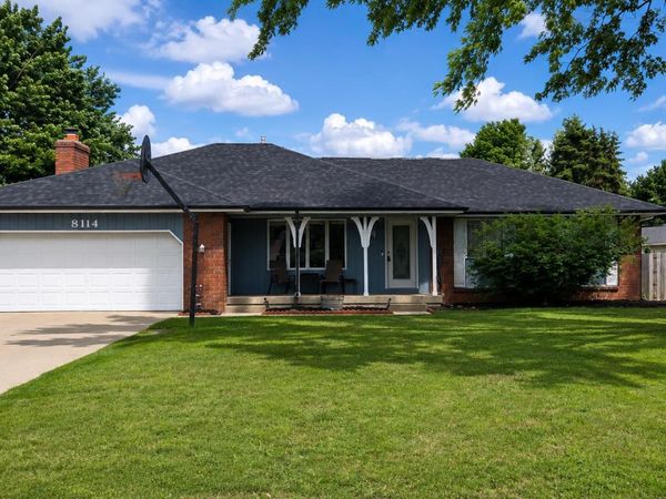 8114 Mellowwood Drive, Jenison, MI 49428