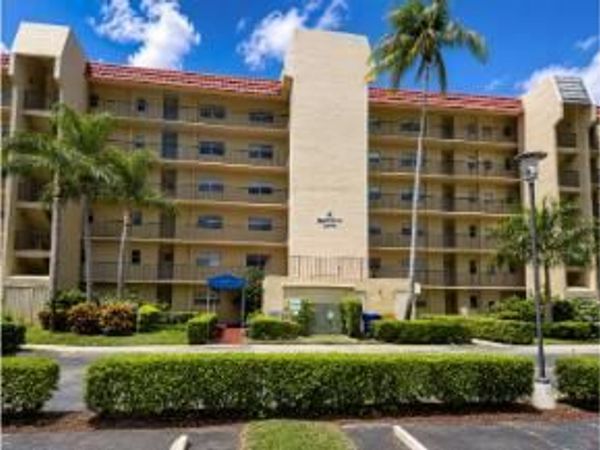 3524 Via, Unit 104, Lake Worth, FL 33467