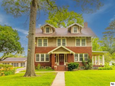 1845 S 48th Street, Lincoln, NE 68506