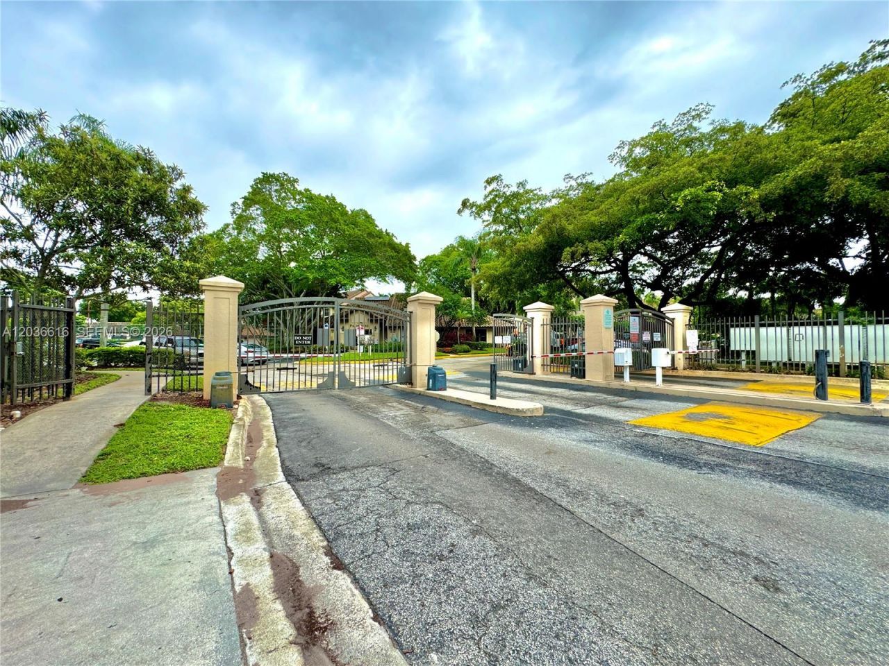 4581 W Mcnab Rd, Unit 12, Pompano Beach, FL 33069 Photo