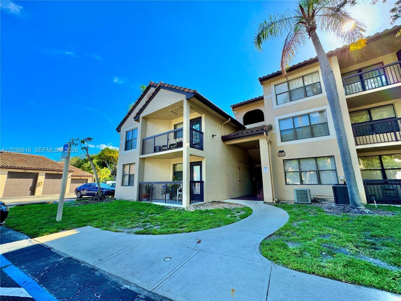 4581 W Mcnab Rd, Unit 12, Pompano Beach, FL 33069 Photo