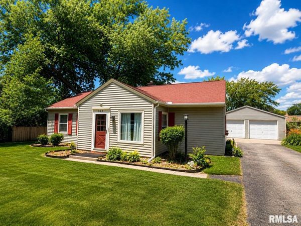 623 SHOSHONE Road, Peoria, IL 61614