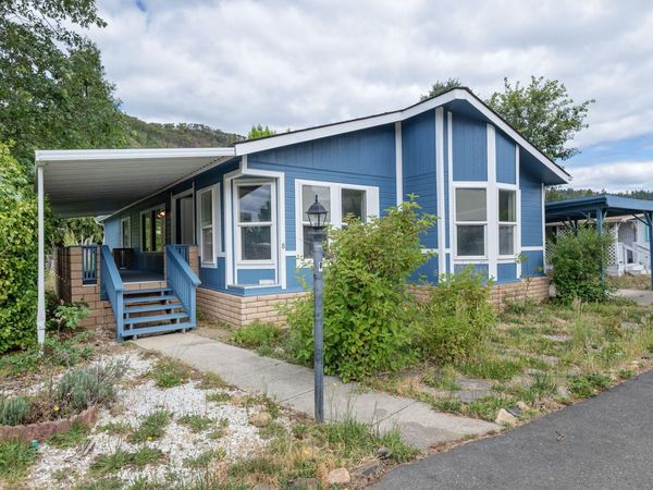 315 W Evans Creek Road, UNIT 8, Rogue River, OR 97537