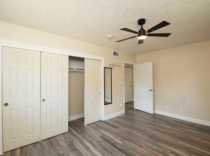 1121 Brookside Rd, Stockton, CA 95207 Photo