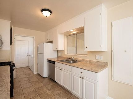 1121 Brookside Rd, Stockton, CA 95207 Photo