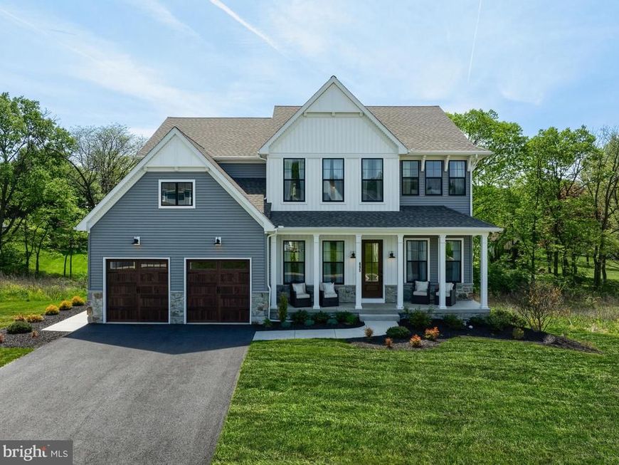 695 Lawrence Boulevard, Lancaster, PA 17601 Main Photo