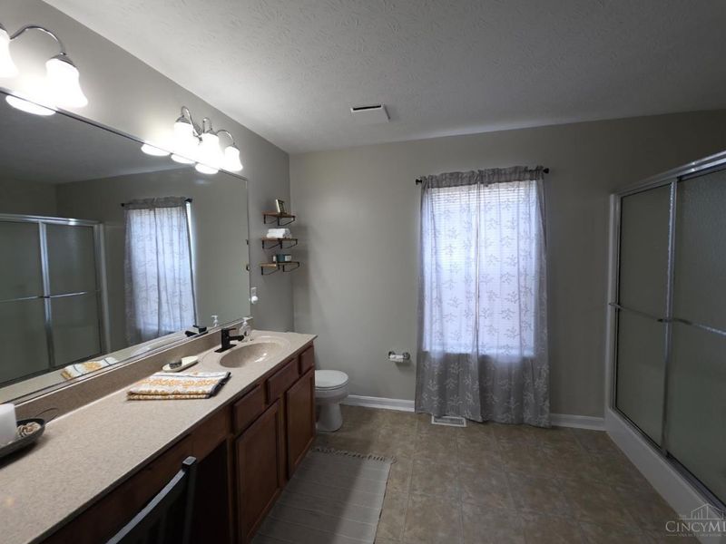 1361 Peregrine Way, Hamilton, OH 45013 Photo 16