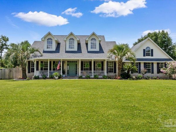 6683 Codell St, Navarre, FL 32566