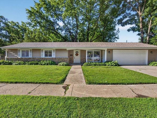 3735 Highcrest Road, ROCKFORD, IL 61107
