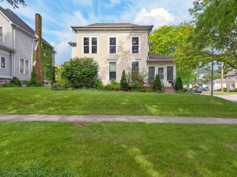 101 Court Street, Wapakoneta, OH 45895 Photo 2