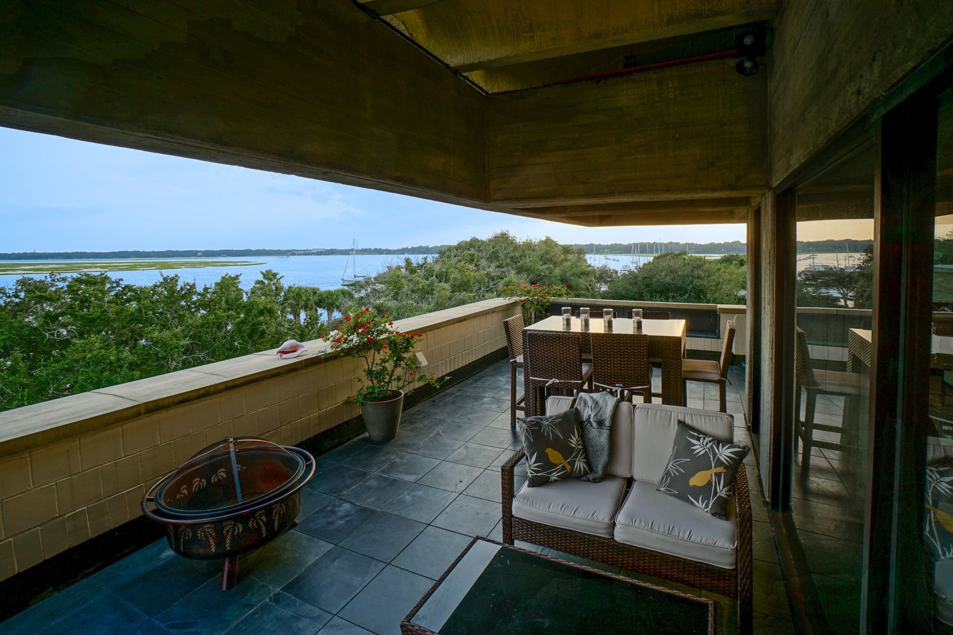 916 Bay Street Photo 21
