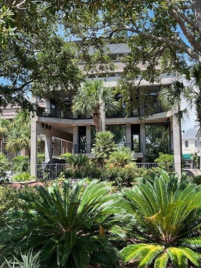 916 Bay Street Photo 6