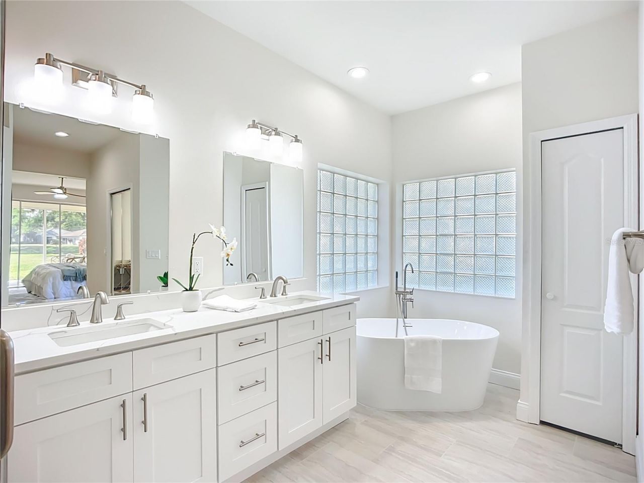 2960 Sandringham Place, Sarasota, FL 34235 Photo