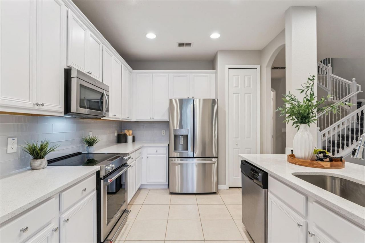 518 Terrace Spring Drive , Orlando, FL 32828 Photo