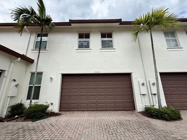 4668 Monarch Way, Unit 4668, Coconut Creek, FL 33073