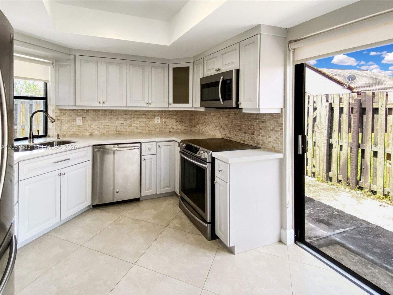 14980 SW 48th Ter, Unit 28F, Miami, FL 33185 Photo