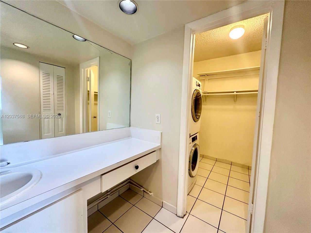 802 NW 87th Ave , Unit 315, Miami, FL 33172 Photo