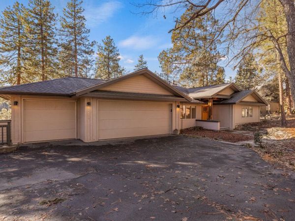 11138 Merganser Road, Klamath Falls, OR 97601