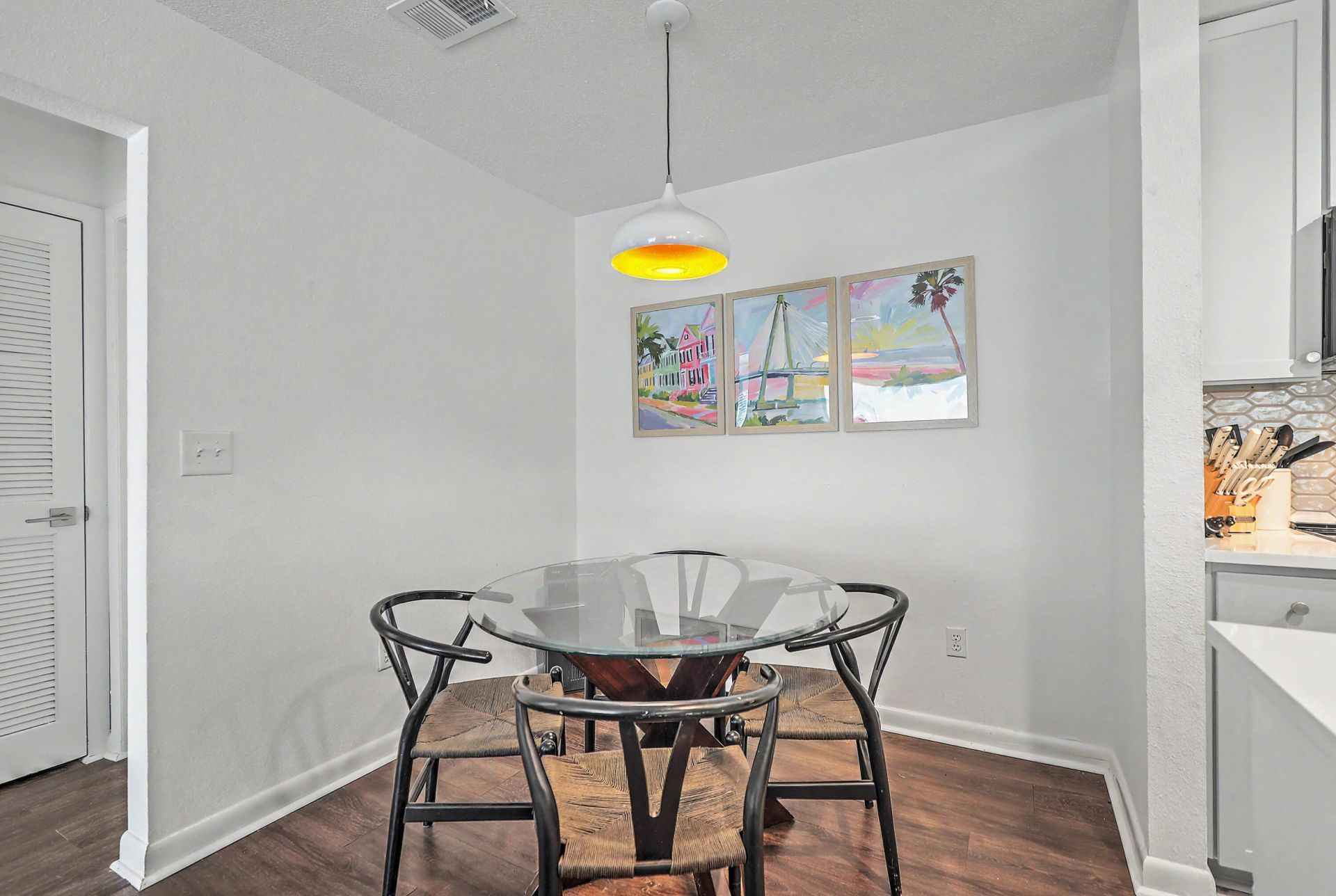 268 Alexandra Photo 14
