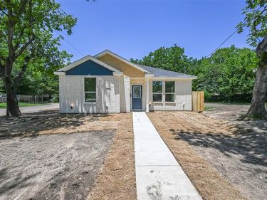 2701 Marburg, Dallas, TX 75210