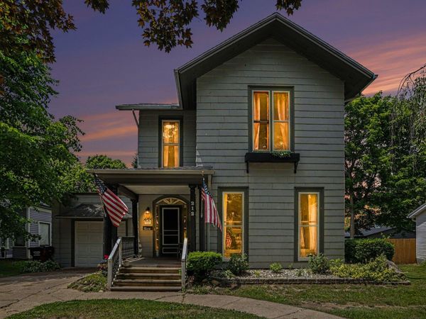 212 Grove Street, Hudson, MI 49247