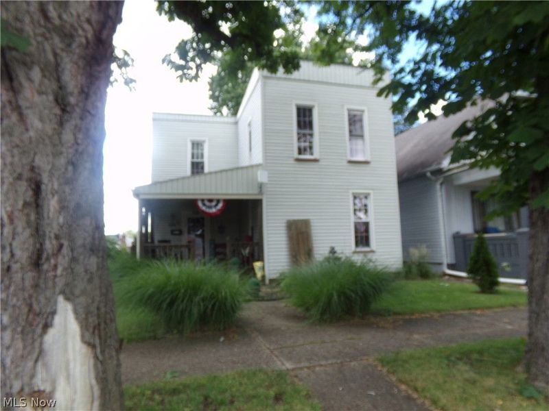 422 N Dawson Street , Uhrichsville, OH 44683 Photo 1