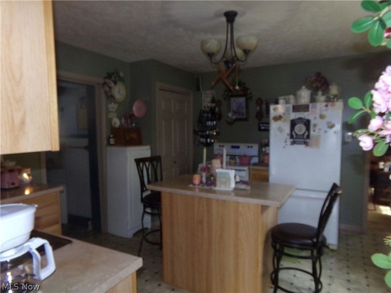 422 N Dawson Street , Uhrichsville, OH 44683 Photo 7