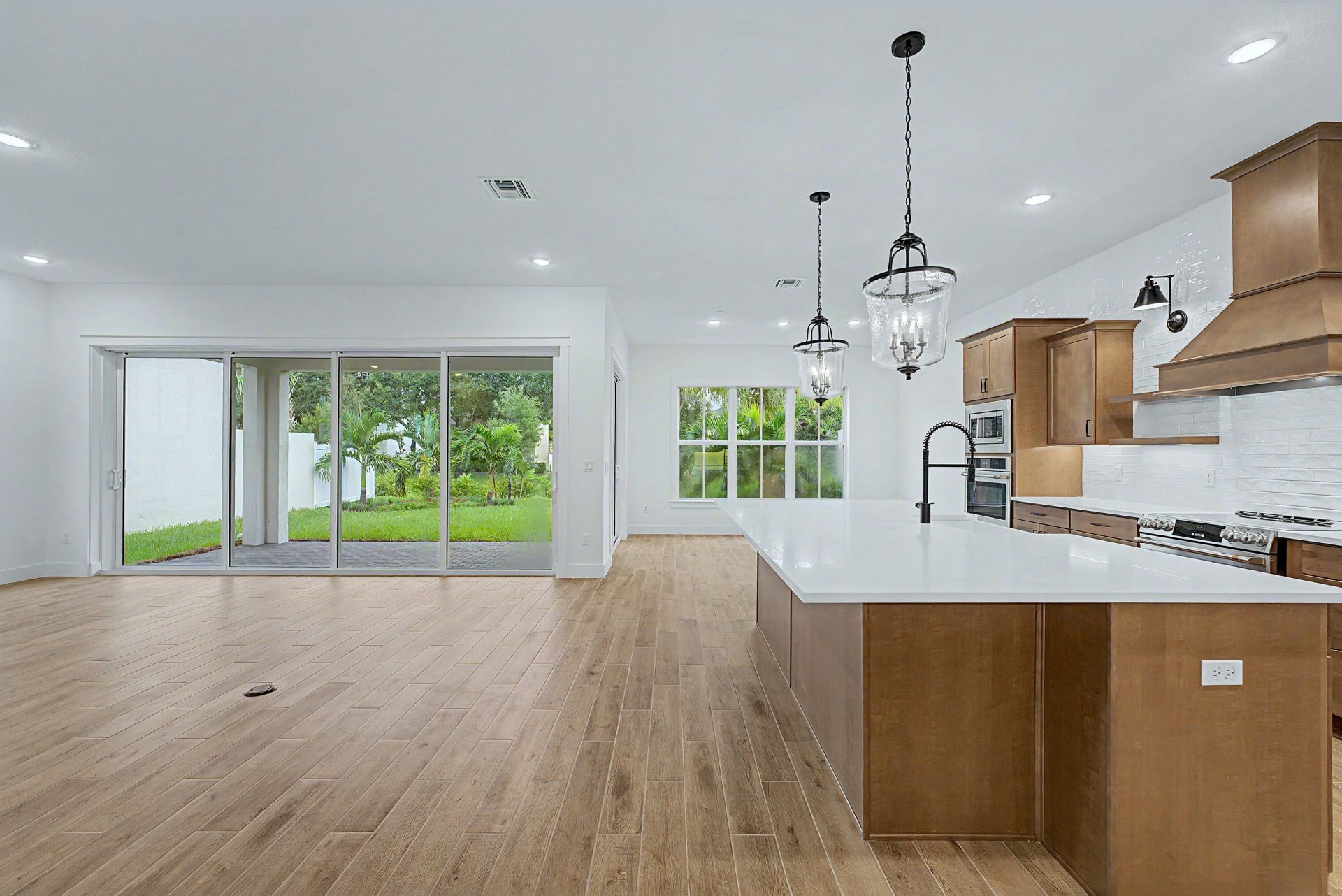 154 Parkside Way, Unit 14, Royal Palm Beach, FL 33414 Photo