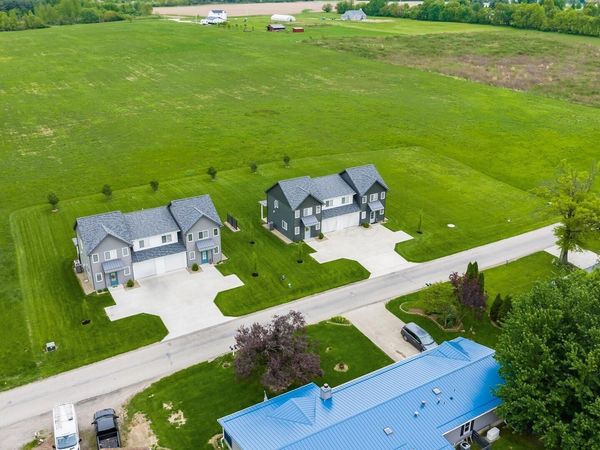 13680 Rosewood Drive NE, Thornville, OH 43076