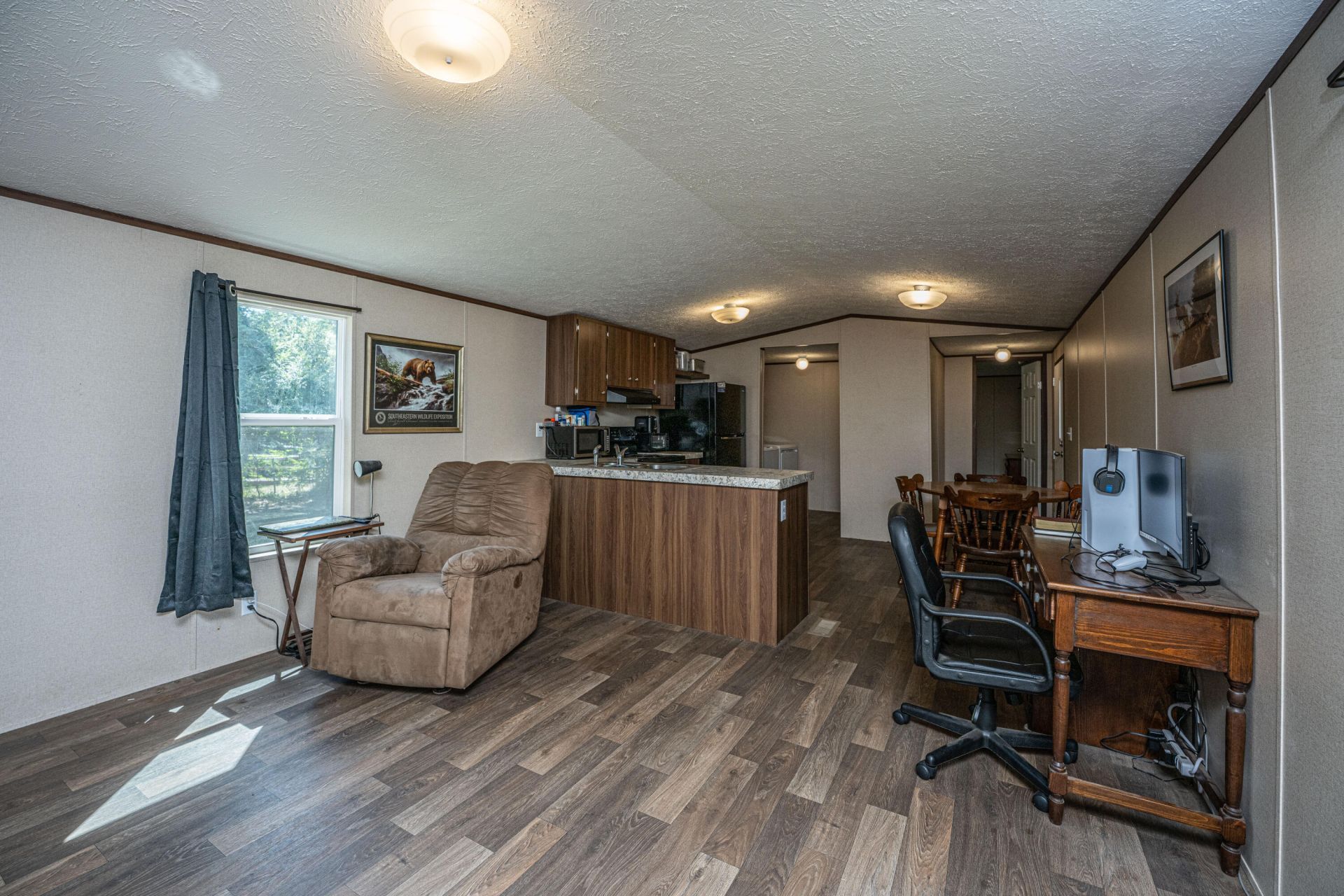 921 Fauling Road Photo 10